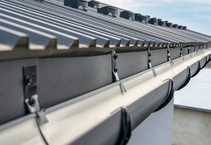 gouttière et zinguerie